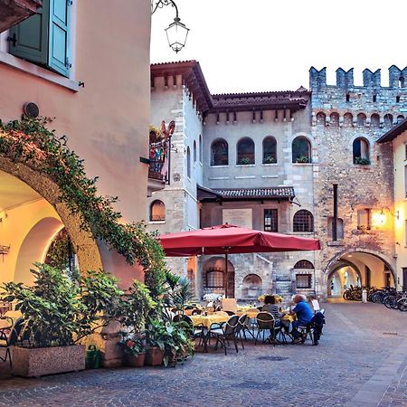 Ca'Cerere - Happy Rentals Riva del Garda Kültér fotó