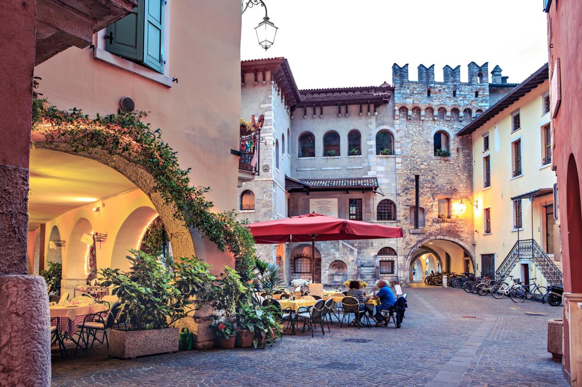 Ca'Cerere - Happy Rentals Riva del Garda Kültér fotó